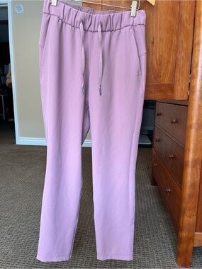 💜🩷Lululemon On the Fly Pants Woven. Red Dust. Women’s XS. EUC!🩷💜
